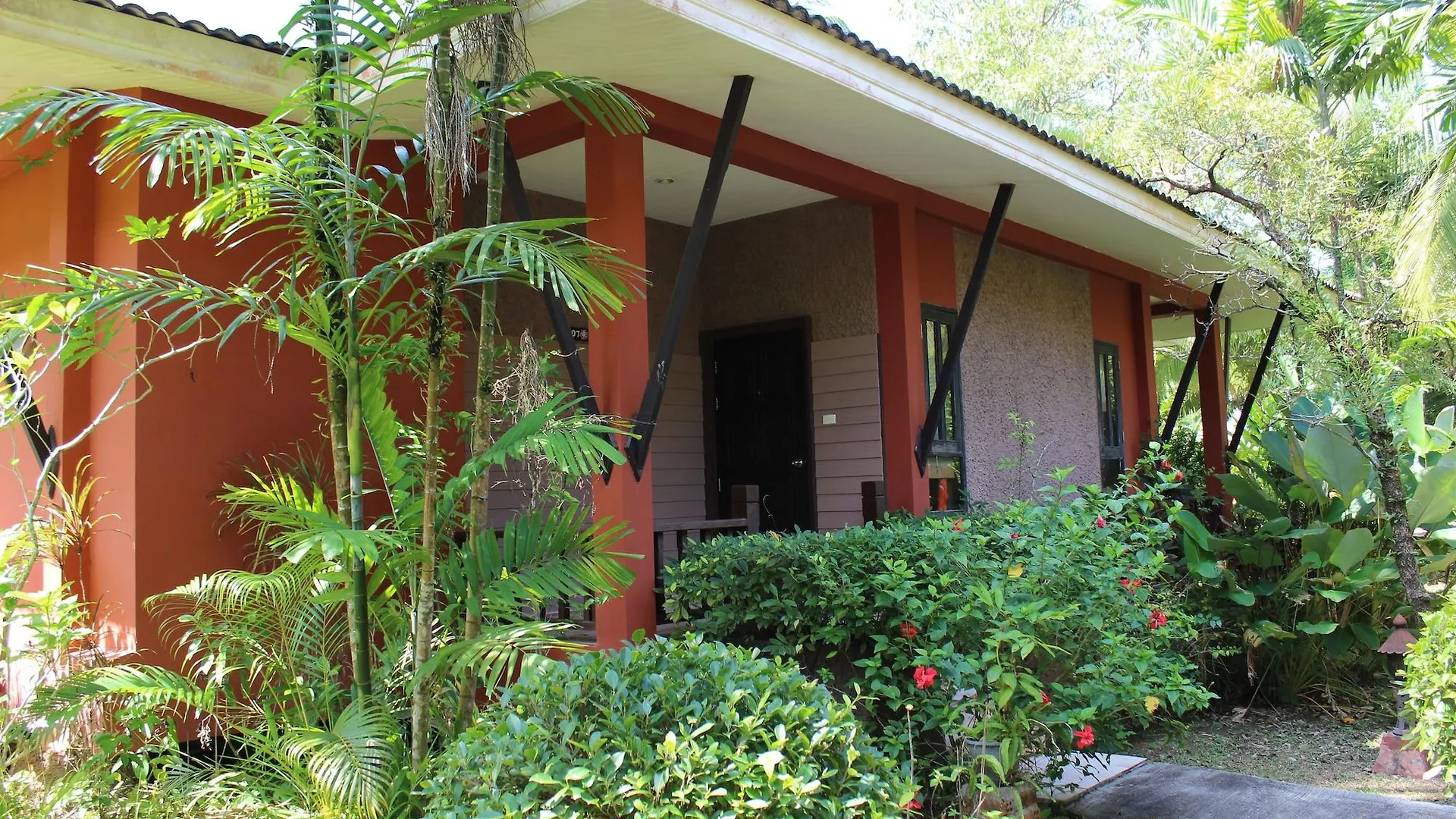 Sudala Beach Resort Khao Lak 3*,